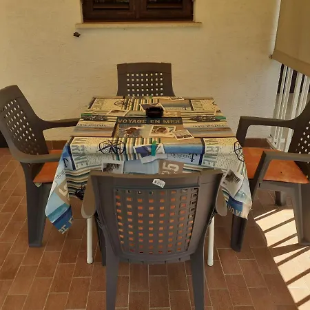 Pet Friendly Simunec Appartement
